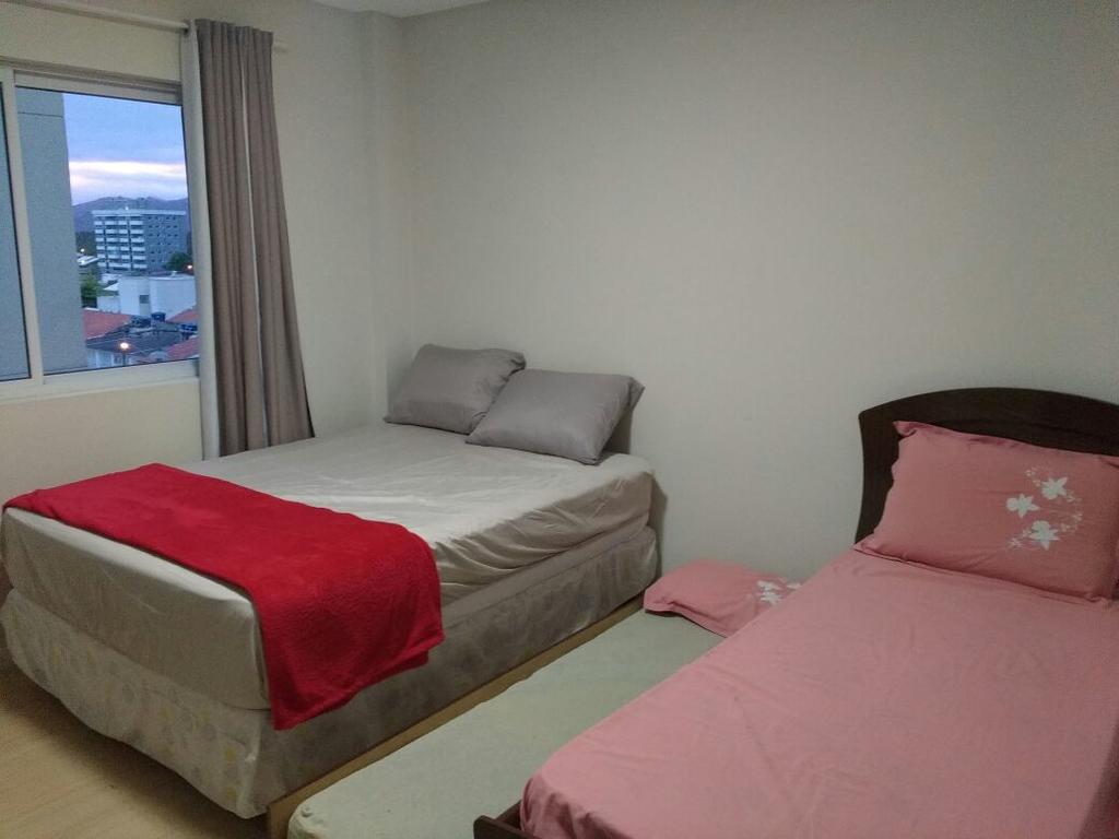 Edificio Piezzo de Mare Appartamento Meia Praia Esterno foto